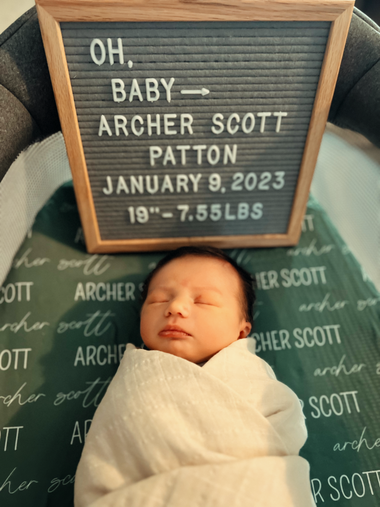 Archer Scott Patton, 7.55 lbs, 19 inches long